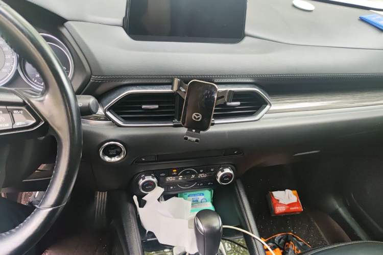 Used Mazda CX-5 2020 2.0L Automatic Two-Wheel Drive ZhiZun Version Audio And AC Panel