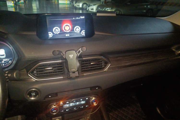 Used Mazda CX-5 2020 2.0L Automatic Two-Wheel Drive ZhiZun Version Audio And AC Panel