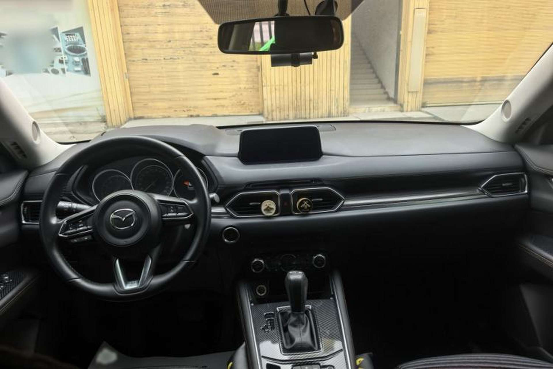 Used Mazda CX-5 2020 2.5L Automatic Two-Wheel Drive ZhiZun Version Center Console