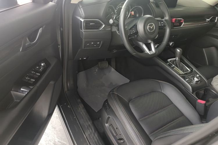 Used Mazda CX-5 2020 2.0L Automatic Two-Wheel Drive ZhiZun Version Driver Seat