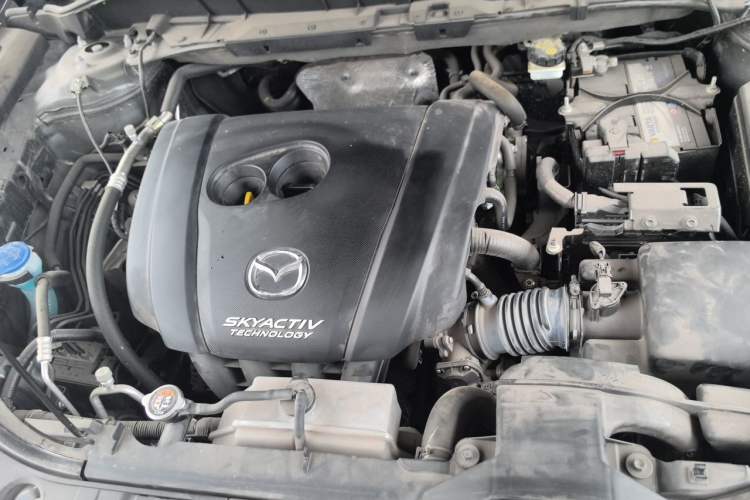 Used Mazda CX-5 2020 Revised Version 2.0L Automatic Two-Wheel Drive ZhiZun Trim Engine Bay