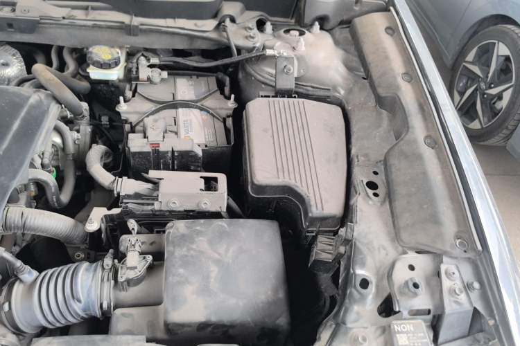 Used Mazda CX-5 2020 Revised Version 2.0L Automatic Two-Wheel Drive ZhiZun Trim Engine Bay Left