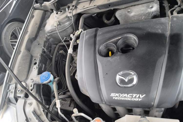 Used Mazda CX-5 2020 Revised Version 2.0L Automatic Two-Wheel Drive ZhiZun Trim Engine Bay Right