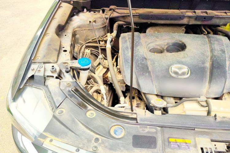 Used Mazda CX-5 2020 Revised Version 2.0L Automatic Two-Wheel Drive ZhiZun Trim Engine Bay Right