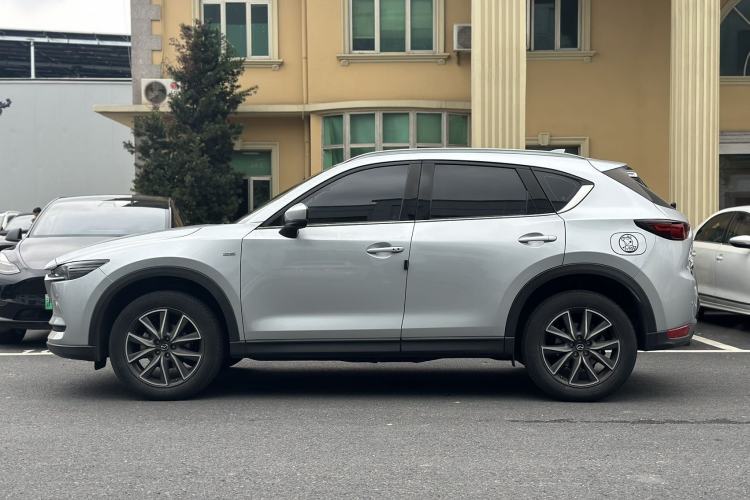 Used Mazda CX-5 2020 2.5L Automatic Two-Wheel Drive ZhiZun Version Exterior 9