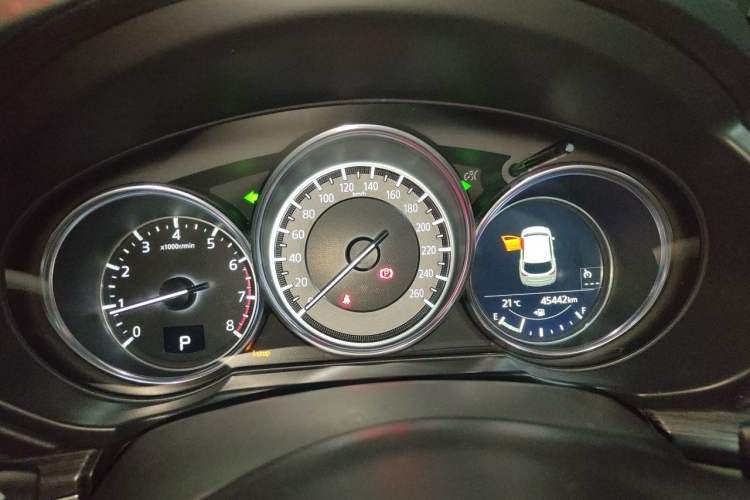 Used Mazda CX-5 2020 Revised Version 2.5L Automatic Two-Wheel Drive ZhiZun Trim Instrument Cluster