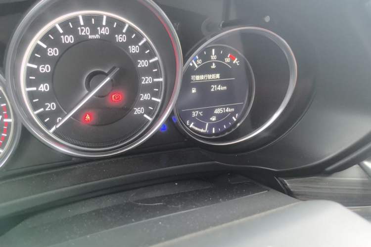 Used Mazda CX-5 2020 Revised Version 2.0L Automatic Two-Wheel Drive ZhiZun Trim Odometer Close Up