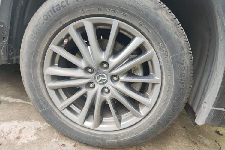 Used Mazda CX-5 2020 2.0L Automatic Two-Wheel Drive ZhiZun Version Right Front Wheel Hub