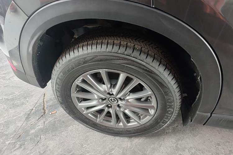 Used Mazda CX-5 2020 2.0L Automatic Two-Wheel Drive ZhiZun Version Right Rear Wheel Hub