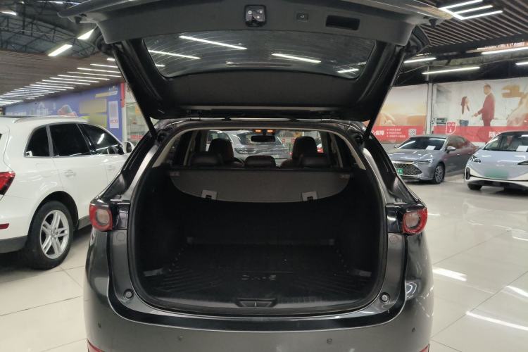 Used Mazda CX-5 2020 Revised Version 2.0L Automatic Two-Wheel Drive ZhiZun Trim Trunk