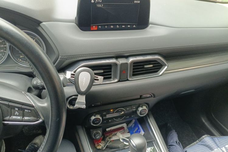 Used Mazda CX-5 2020 Revised Version 2.5L Automatic Two-Wheel Drive ZhiZun Trim Audio And AC Panel
