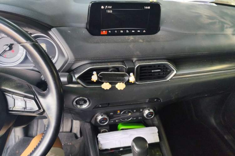 Used Mazda CX-5 2020 2.0L Automatic Two-Wheel Drive ZhiZun Version Audio And AC Panel