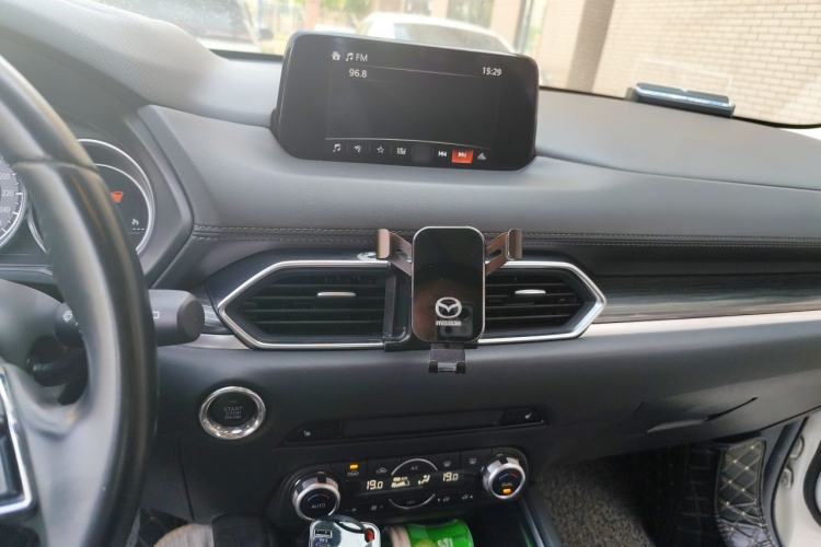 Used Mazda CX-5 2020 Revised Version 2.5L Automatic Two-Wheel Drive ZhiZun Trim Audio And AC Panel