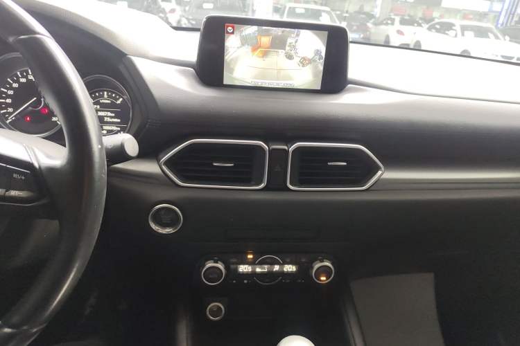 Used Mazda CX-5 2020 Revised Version 2.0L Automatic Two-Wheel Drive Smart Type Audio And AC Panel