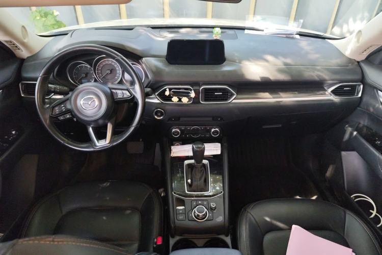 Used Mazda CX-5 2020 2.0L Automatic Two-Wheel Drive ZhiZun Version Center Console