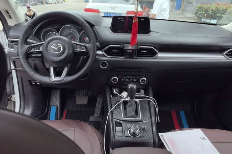 Used Mazda CX-5 2020 Revised Version 2.0L Automatic Two-Wheel Drive Smart Type Center Console