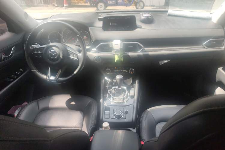 Used Mazda CX-5 2020 2.0L Automatic Two-Wheel Drive ZhiZun Version Center Console