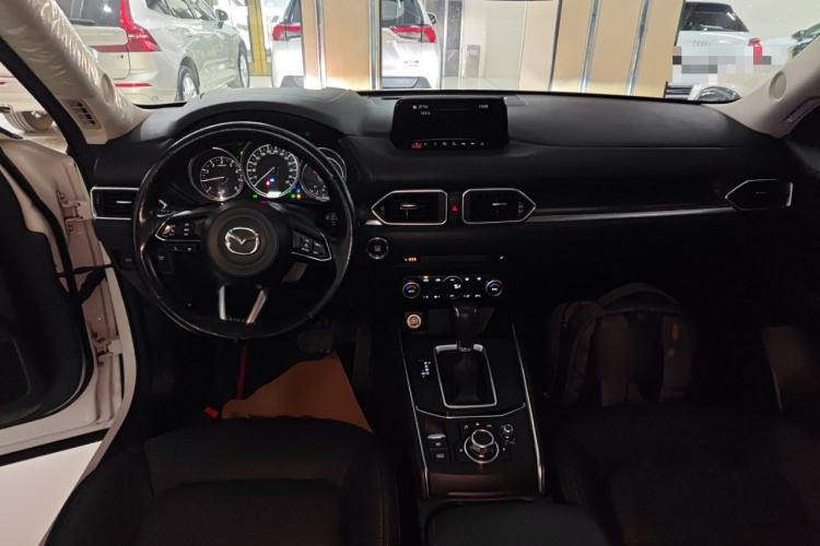 Used Mazda CX-5 2020 Revised Version 2.5L Automatic Two-Wheel Drive ZhiZun Trim Center Console