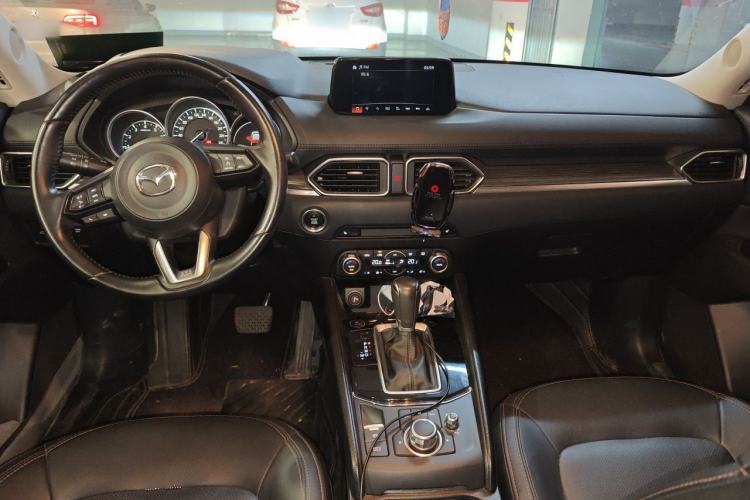 Used Mazda CX-5 2020 2.0L Automatic Two-Wheel Drive ZhiZun Version Center Console