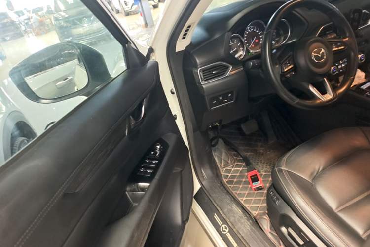 Used Mazda CX-5 2020 Revised Version 2.0L Automatic Two-Wheel Drive ZhiZun Trim Driver Seat