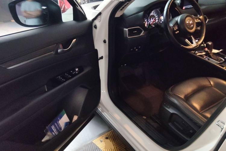Used Mazda CX-5 2020 2.0L Automatic Two-Wheel Drive ZhiZun Version Driver Seat