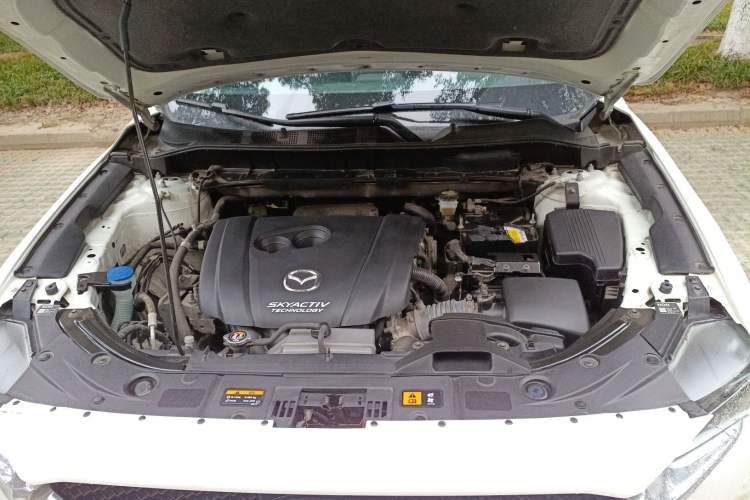 Used Mazda CX-5 2020 Revised Version 2.0L Automatic Two-Wheel Drive ZhiZun Trim Engine Bay