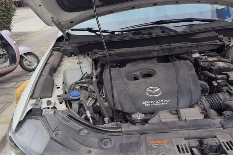 Used Mazda CX-5 2020 Revised Version 2.0L Automatic Two-Wheel Drive Smart Type Engine Bay Right