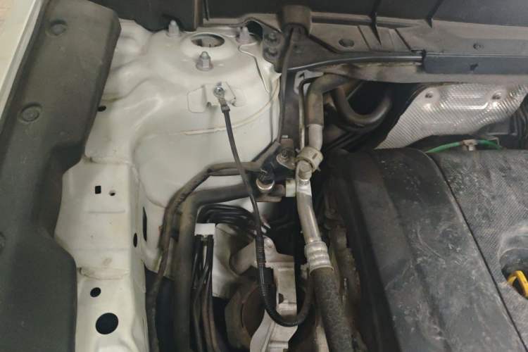 Used Mazda CX-5 2020 Revised Version 2.5L Automatic Two-Wheel Drive ZhiZun Trim Engine Bay Right