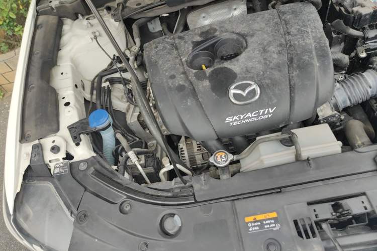 Used Mazda CX-5 2020 2.0L Automatic Two-Wheel Drive ZhiZun Version Engine Bay Right