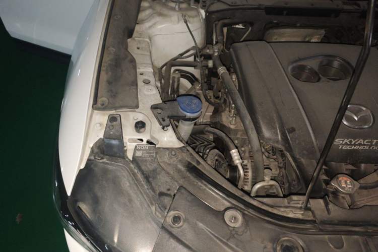 Used Mazda CX-5 2020 Revised Version 2.0L Automatic Two-Wheel Drive ZhiZun Trim Engine Bay Right