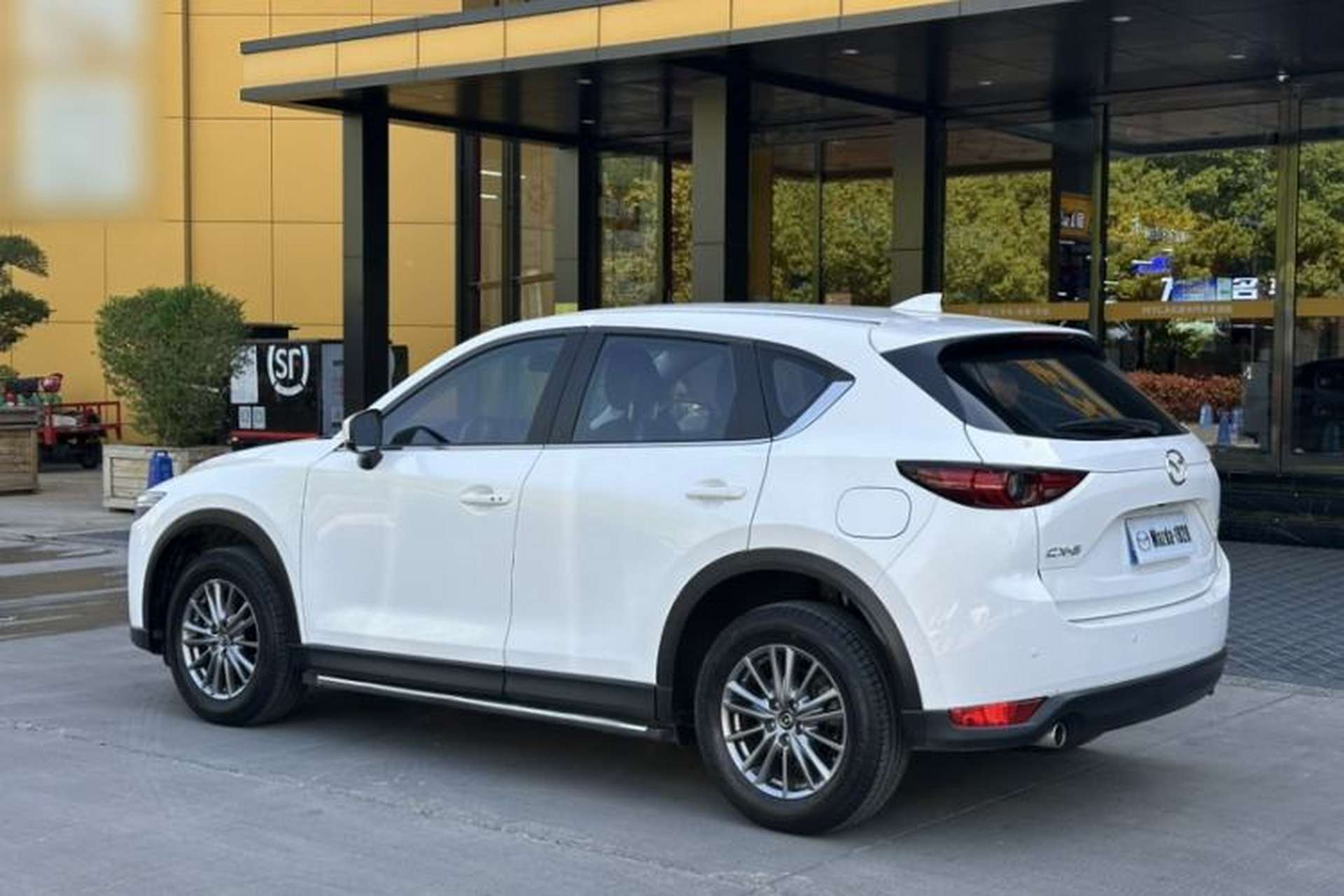 Used Mazda CX-5 2020 2.0L Automatic Two-Wheel Drive Smart Version Exterior 4