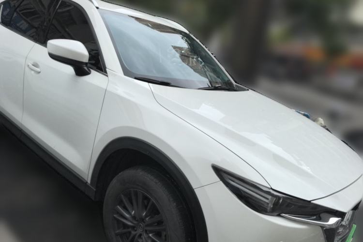 Used Mazda CX-5 2020 Revised Version 2.0L Automatic Two-Wheel Drive ZhiZun Trim Front Right 45 Deg