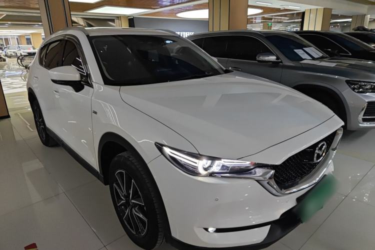 Used Mazda CX-5 2020 Revised Version 2.5L Automatic Two-Wheel Drive ZhiZun Trim Front Right 45 Deg