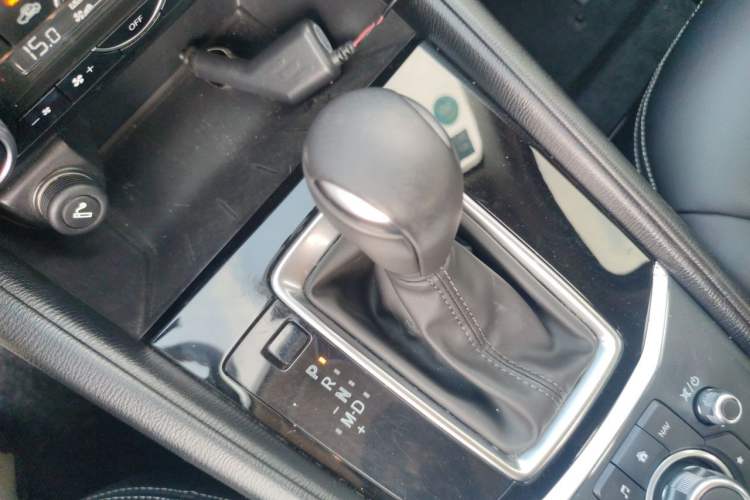 Used Mazda CX-5 2020 2.0L Automatic Two-Wheel Drive Smart Version Gear Lever
