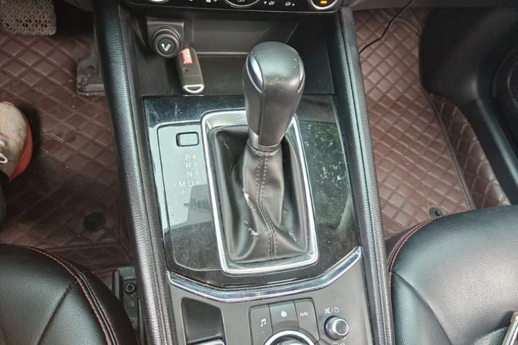 Used Mazda CX-5 2020 2.0L Automatic Two-Wheel Drive Smart Version Gear Lever