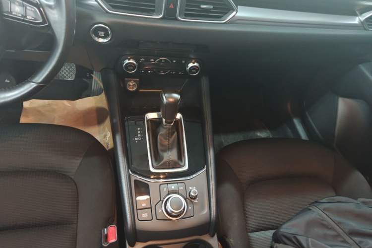 Used Mazda CX-5 2020 Revised Version 2.0L Automatic Two-Wheel Drive Smart Type Gear Lever