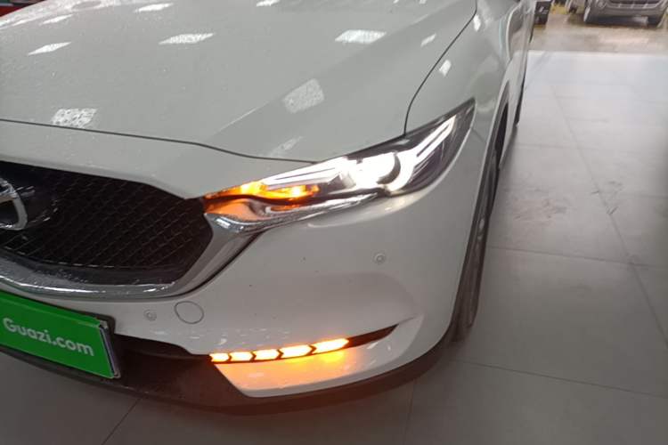 Used Mazda CX-5 2020 Revised Version 2.0L Automatic Two-Wheel Drive Smart Type Left Front Headlight