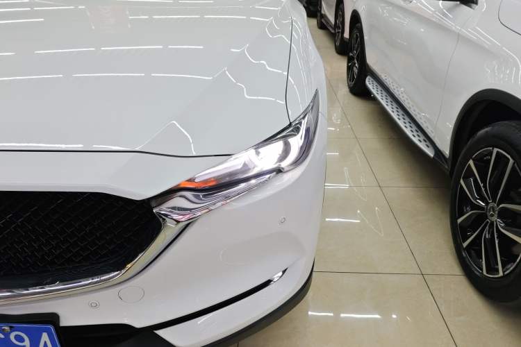 Used Mazda CX-5 2020 Revised Version 2.0L Automatic Two-Wheel Drive ZhiZun Trim Left Front Headlight