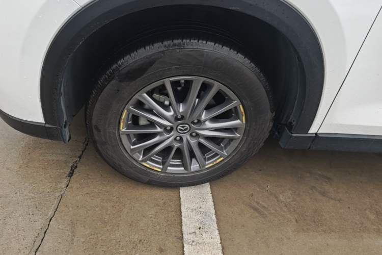 Used Mazda CX-5 2020 Revised Version 2.0L Automatic Two-Wheel Drive ZhiZun Trim Left Front Wheel Hub