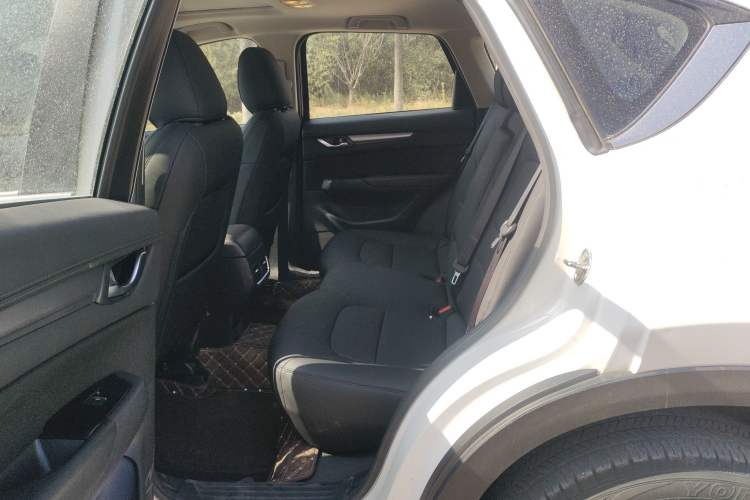 Used Mazda CX-5 2020 2.0L Automatic Two-Wheel Drive Smart Version Left Rear Seat