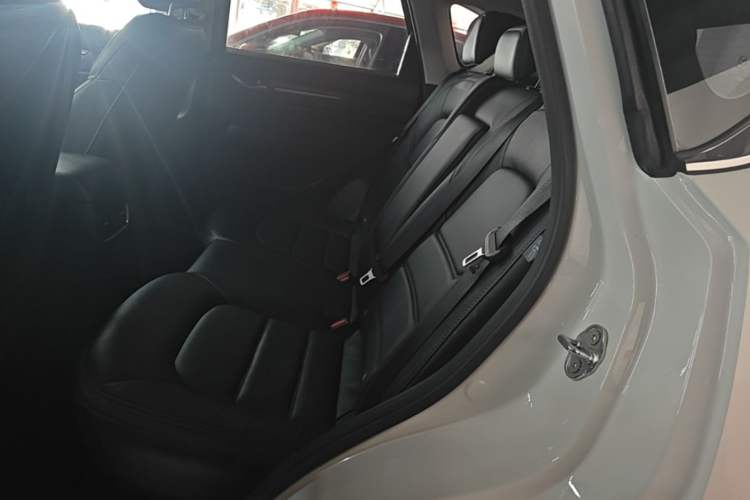 Used Mazda CX-5 2020 Revised Version 2.0L Automatic Two-Wheel Drive ZhiZun Trim Left Rear Seat