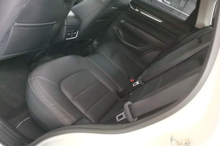 Used Mazda CX-5 2020 Revised Version 2.0L Automatic Two-Wheel Drive ZhiZun Trim Left Rear Seat