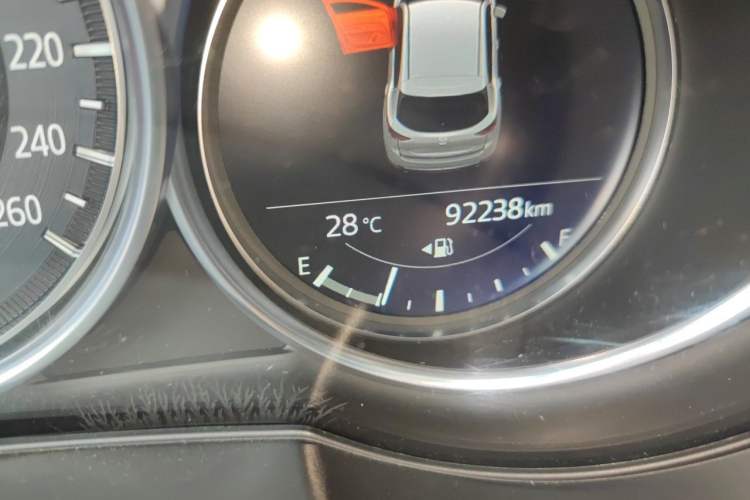 Used Mazda CX-5 2020 2.5L Automatic Two-Wheel Drive ZhiZun Version Odometer Close Up