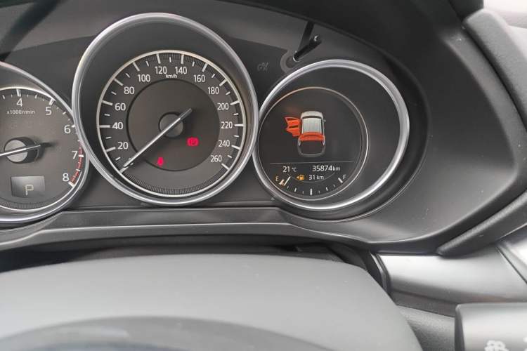 Used Mazda CX-5 2020 2.0L Automatic Two-Wheel Drive Smart Version Odometer Close Up