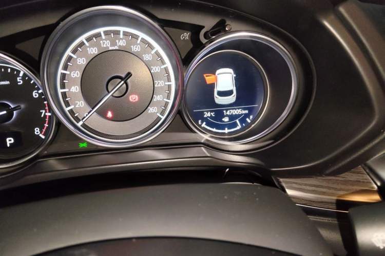 Used Mazda CX-5 2020 2.0L Automatic Two-Wheel Drive ZhiZun Version Odometer Close Up