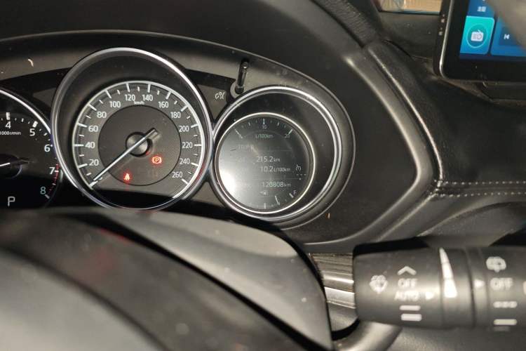 Used Mazda CX-5 2020 Revised Version 2.0L Automatic Two-Wheel Drive ZhiZun Trim Odometer Close Up