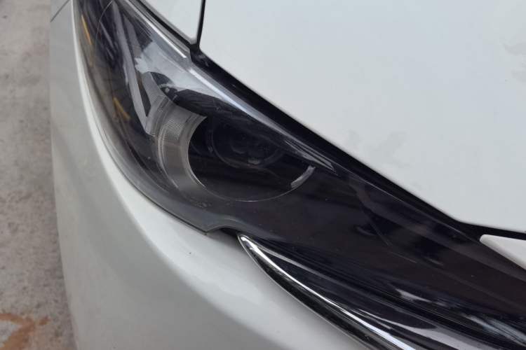 Used Mazda CX-5 2020 Revised Version 2.0L Automatic Two-Wheel Drive Smart Type Right Front Headlight