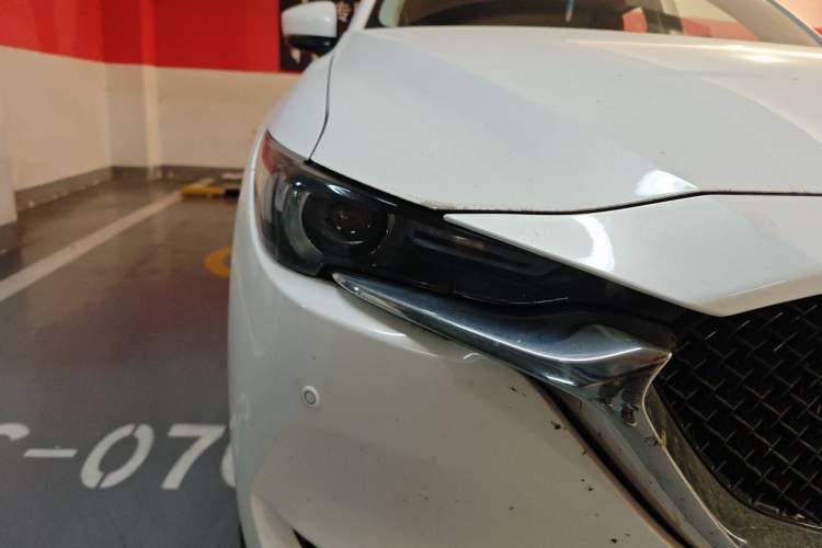Used Mazda CX-5 2020 2.0L Automatic Two-Wheel Drive ZhiZun Version Right Front Headlight