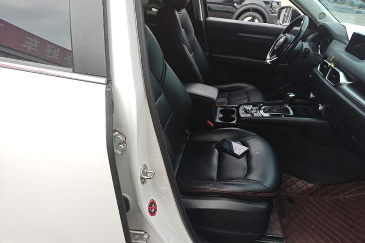Used Mazda CX-5 2020 2.0L Automatic Two-Wheel Drive Smart Version Right Front Seat