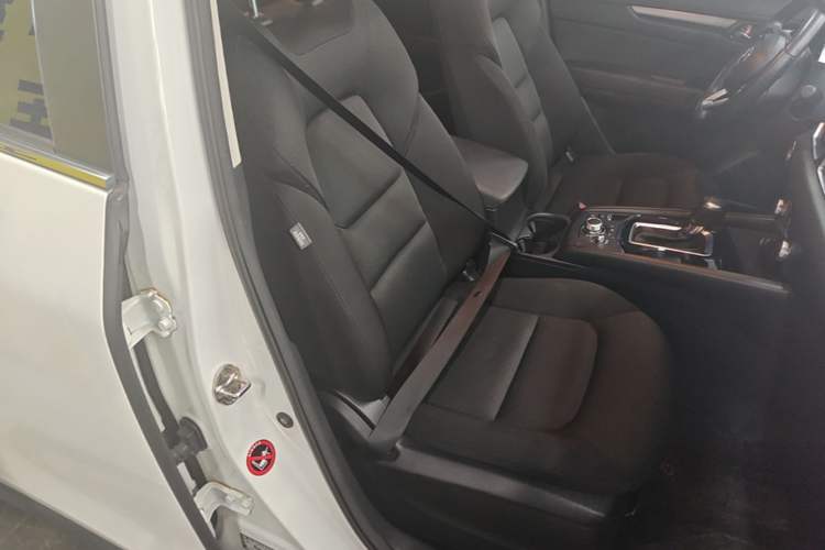 Used Mazda CX-5 2020 Revised Version 2.0L Automatic Two-Wheel Drive Smart Type Right Front Seat